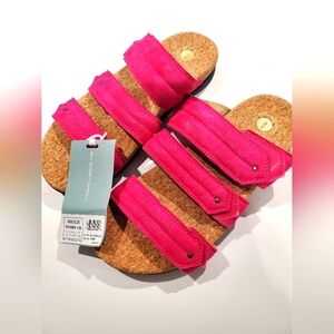 Revitalign Shimmer Suede Skide Sandals - Oasis